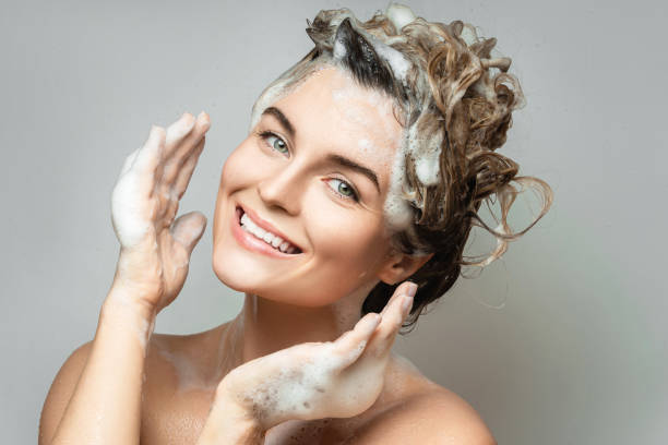 How to Choose the Right Herbal Shampoo for Your Hair Type